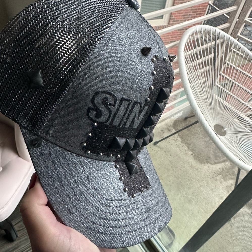 Custom snap back - Picture 3 of 5